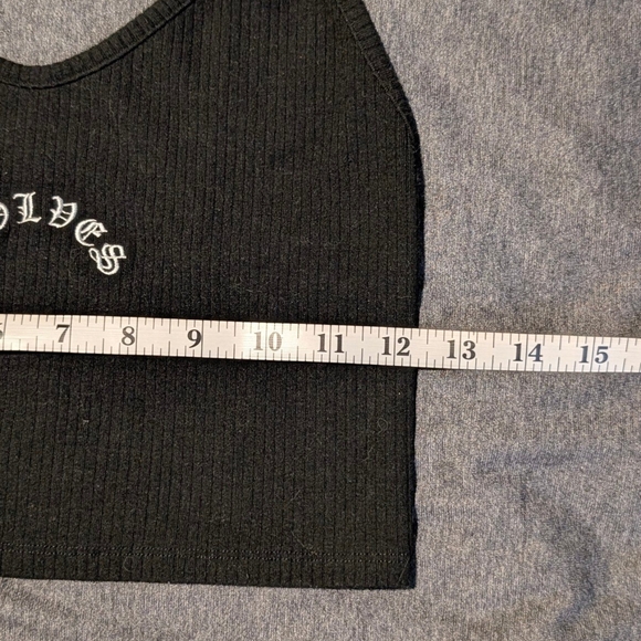 Black Ribbed Crop Top - Picture 4 of 5